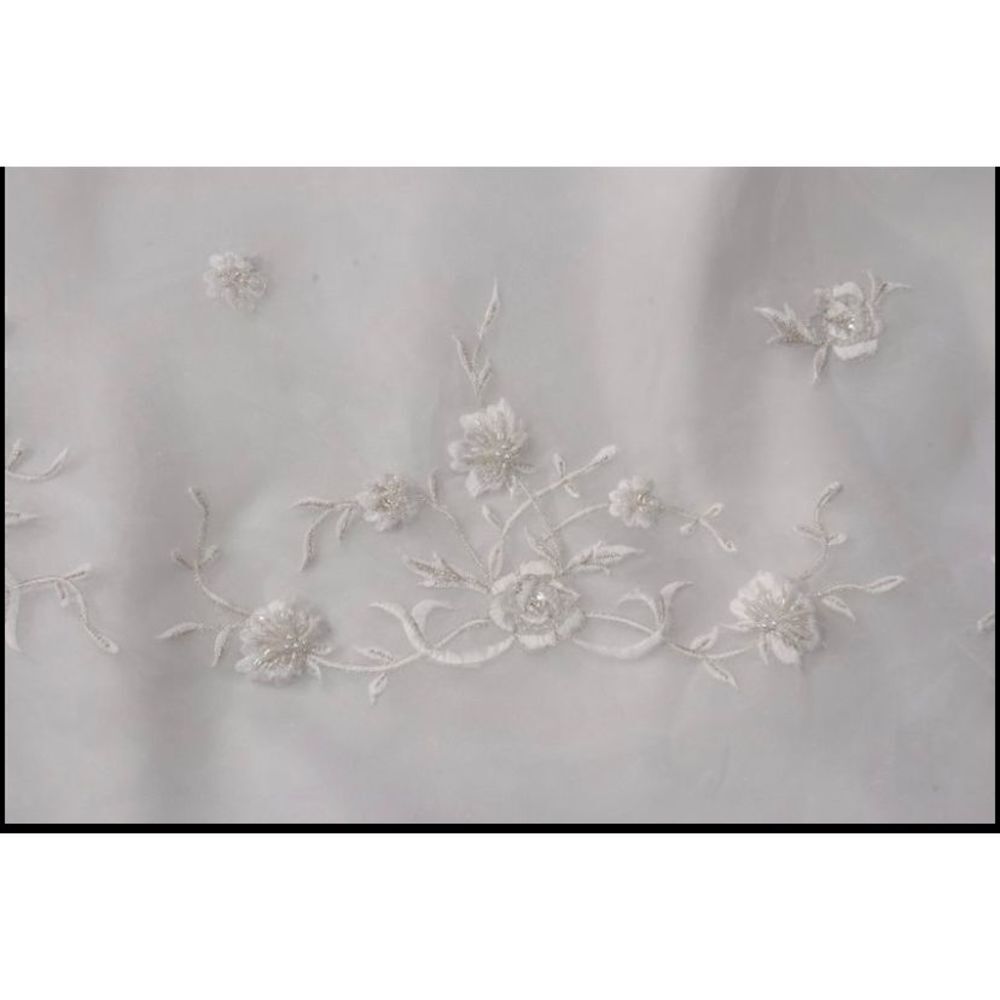 Wedding gown NWT custom made strapless w/embroidery and subtle beading - Picture 4 of 16